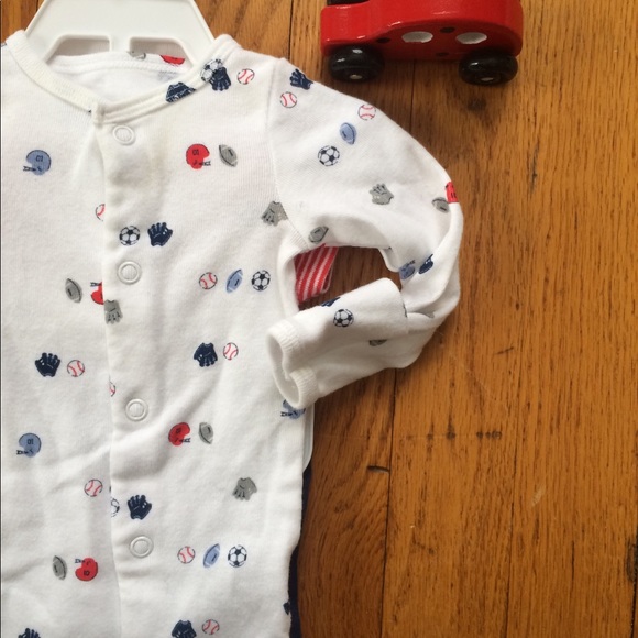 NWT Carter’s Newborn 4 Piece Boys Baseball Set - Picture 4 of 4